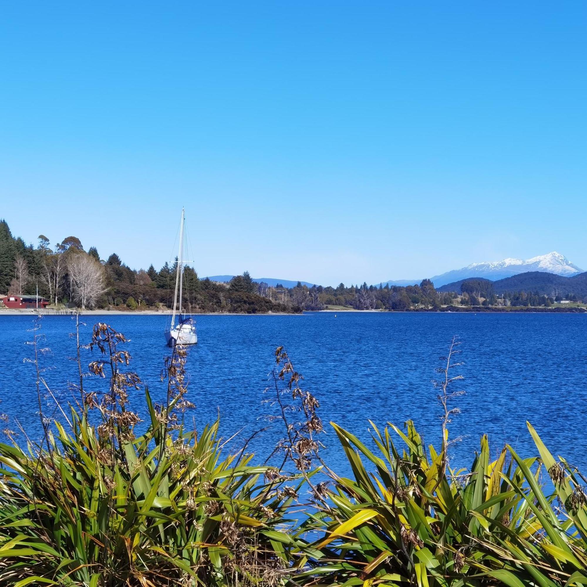 Kea By The Lake Te Anau Ngoại thất bức ảnh